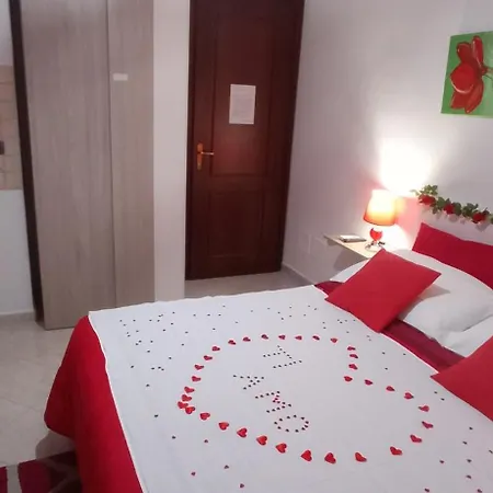 Salvatore Guest house *
